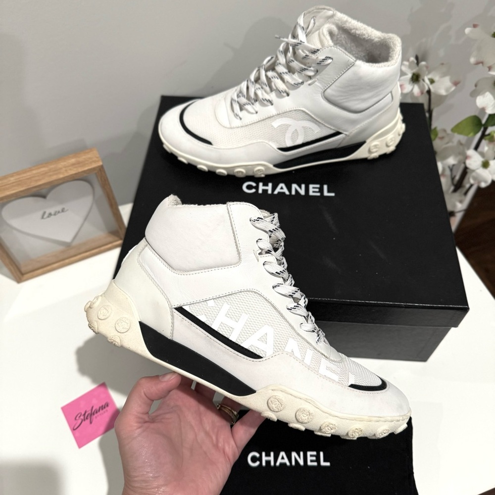 CHANEL White High-Top Sneakers - Picture 14 of 15